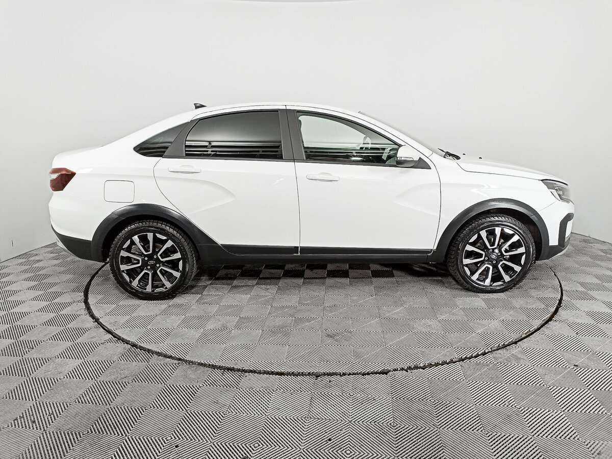 Б/У Лада (ВАЗ) Веста 2023 года. Фото: #3