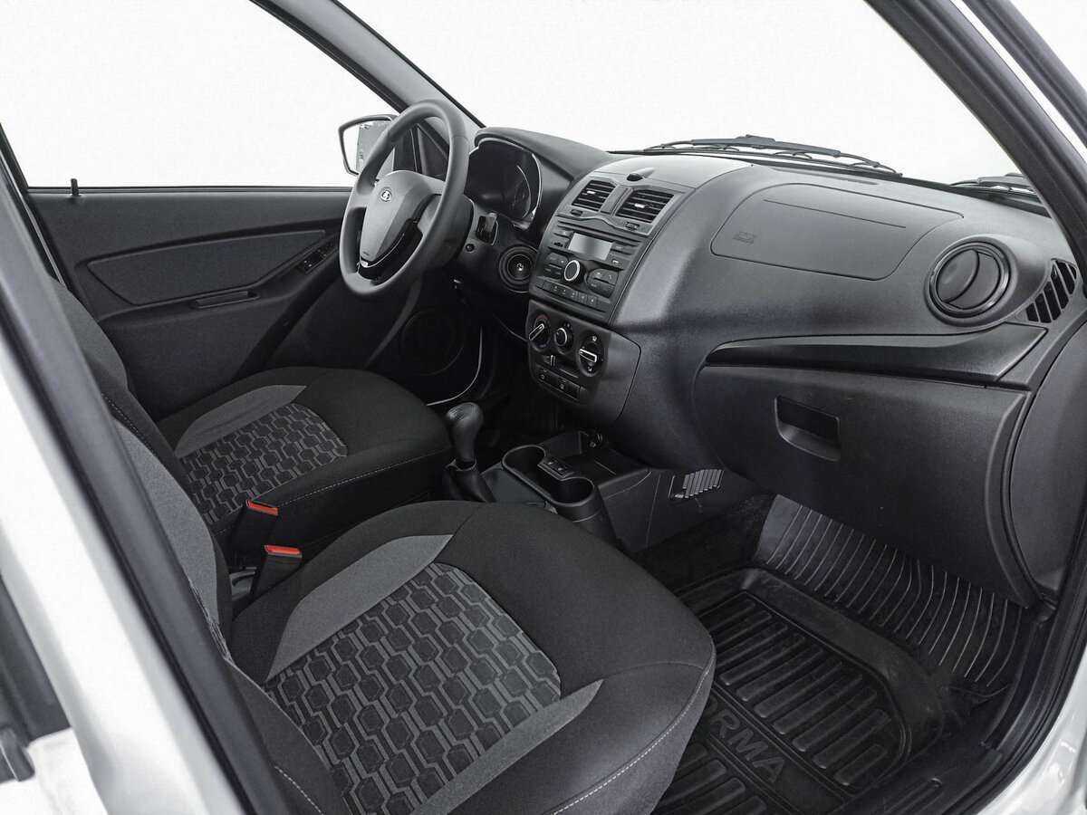 Б/У Лада (ВАЗ) Гранта 2023 года. Фото: #8