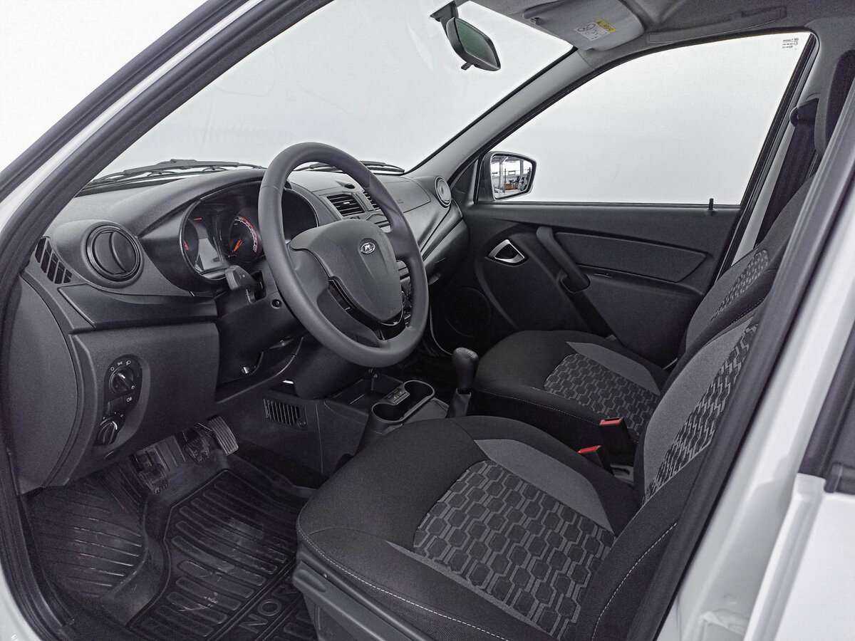 Б/У Лада (ВАЗ) Гранта 2023 года. Фото: #13