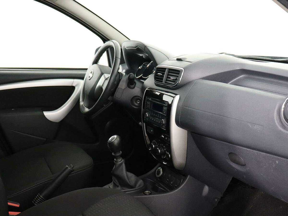 Б/У Ниссан Террано 2016 года. Фото: #6