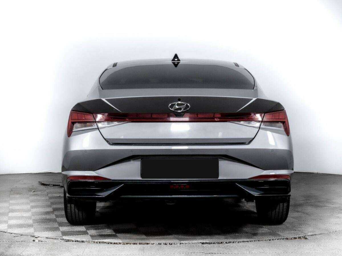 Б/У Хендай Елантра 2021 года. Фото: #4