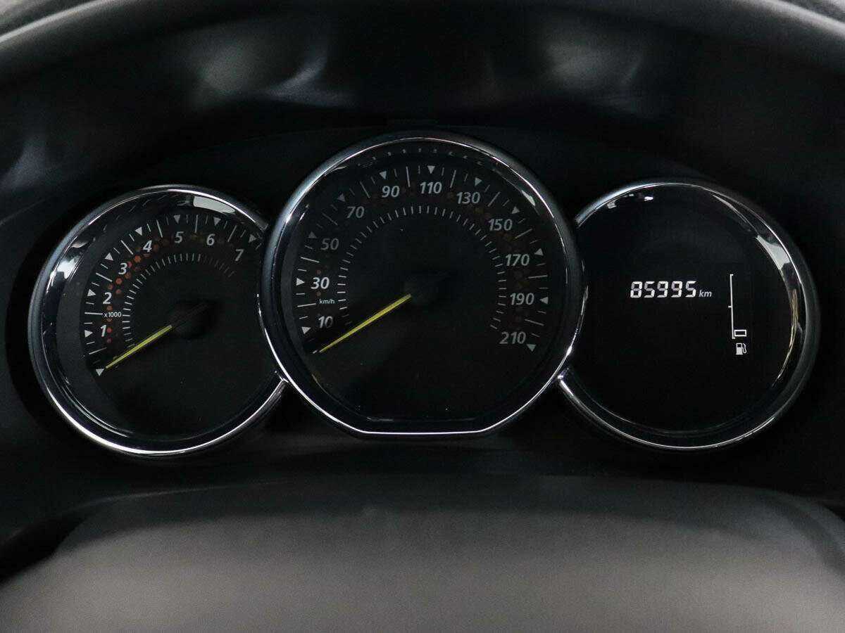 Б/У Рено Логан 2020 года. Фото: #9