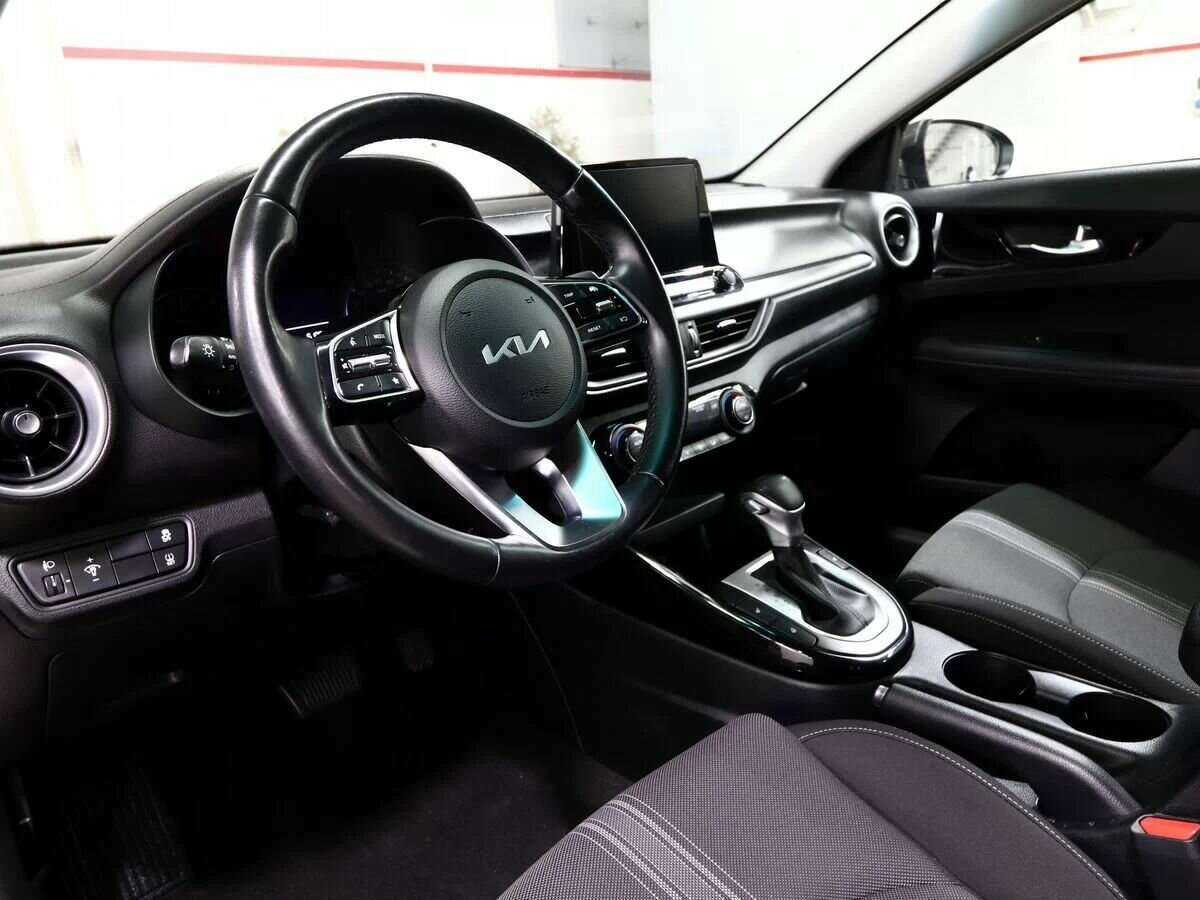 Kia Cerato 2021 года с пробегом. Фото: #4