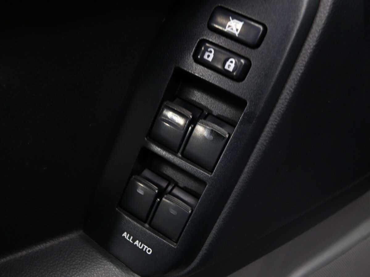 Toyota Land Cruiser Prado 2013 года с пробегом. Фото: #5