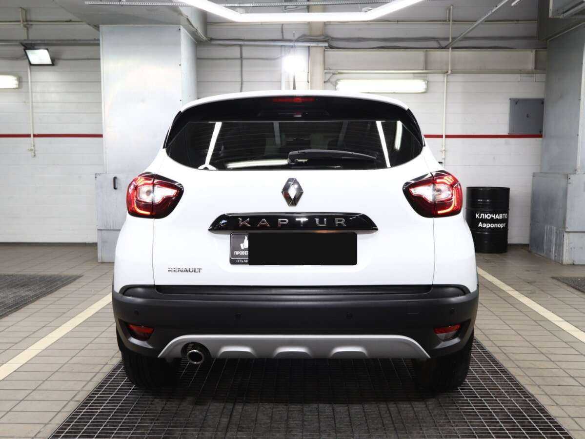Renault Kaptur 2017 года с пробегом. Фото: #2