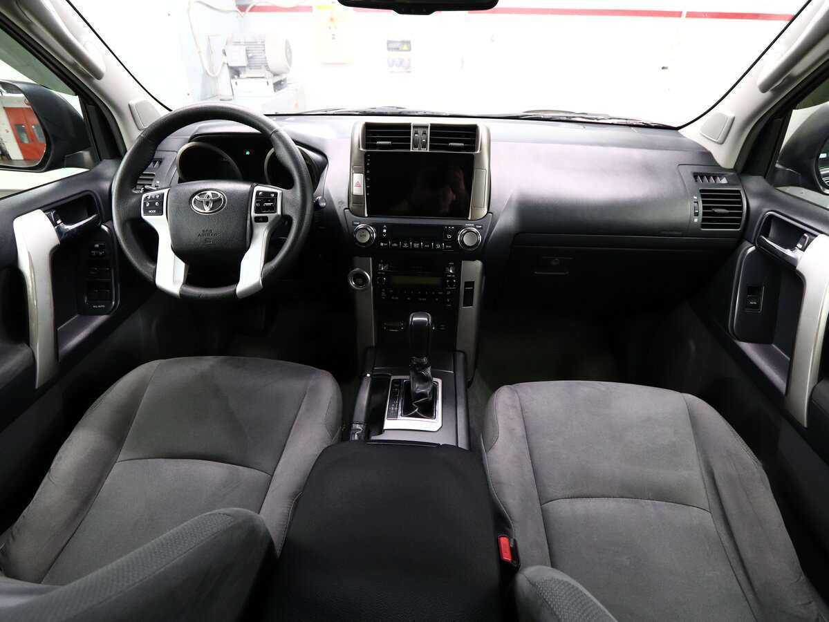 Toyota Land Cruiser Prado 2013 года с пробегом. Фото: #9
