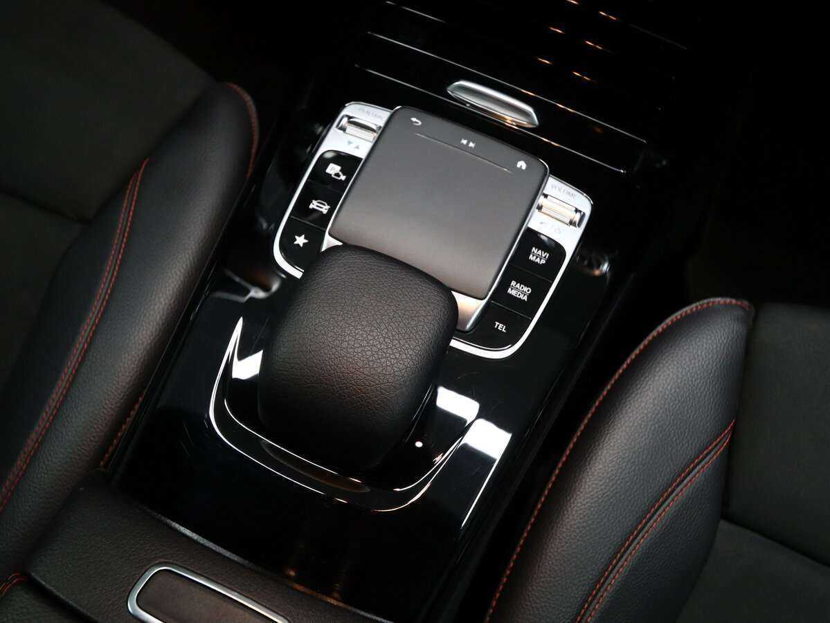 Mercedes-Benz A-Класс 2019 года с пробегом. Фото: #9