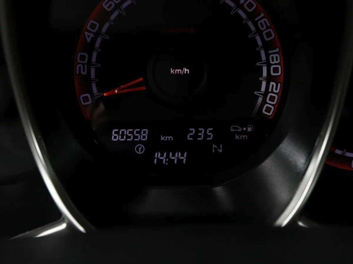 Lada (ВАЗ) Vesta 2018 года с пробегом. Фото: #14