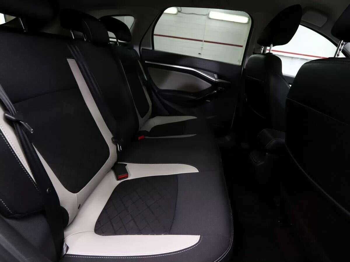 Lada (ВАЗ) Vesta 2018 года с пробегом. Фото: #16