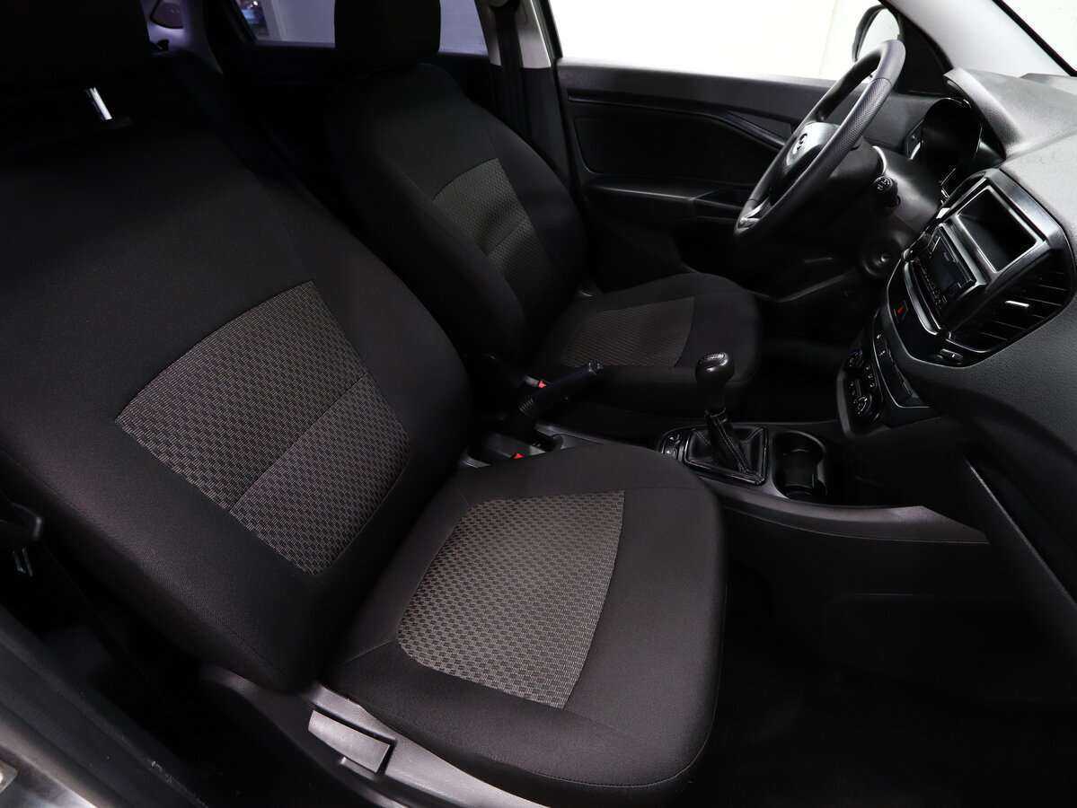 Lada (ВАЗ) Vesta 2018 года с пробегом. Фото: #8