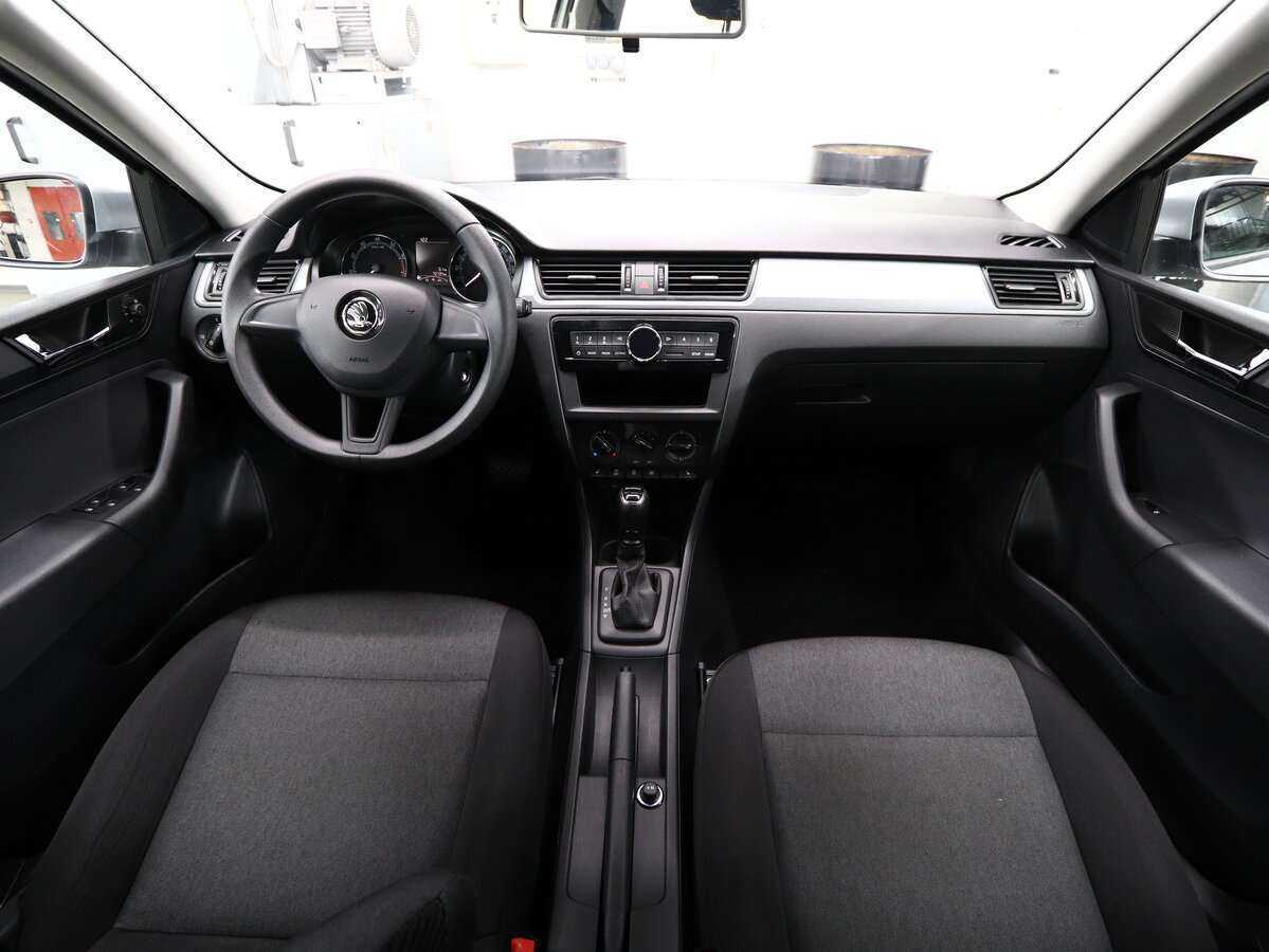 Skoda Rapid 2018 года с пробегом. Фото: #6