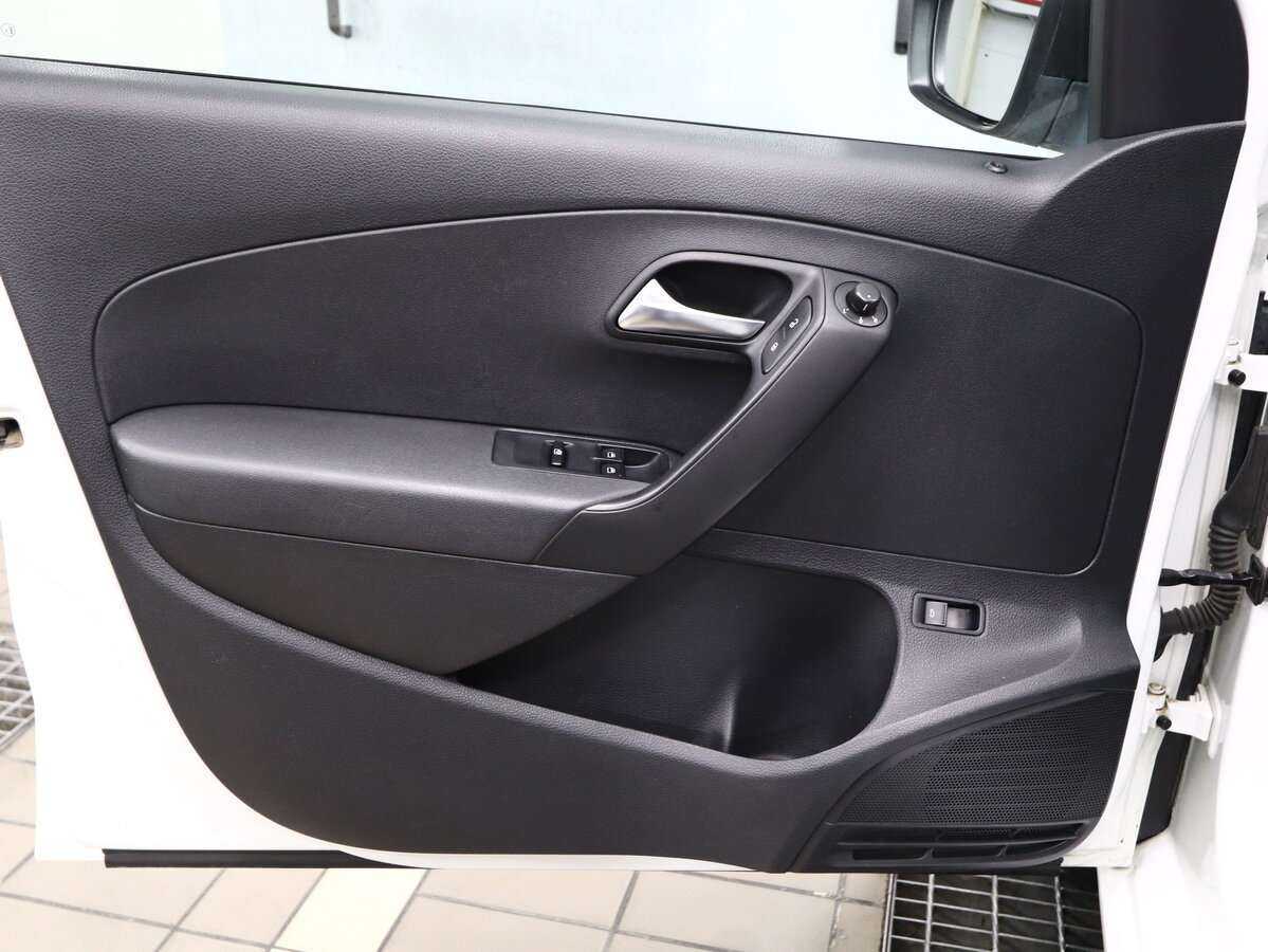 Volkswagen Polo 2017 года с пробегом. Фото: #13