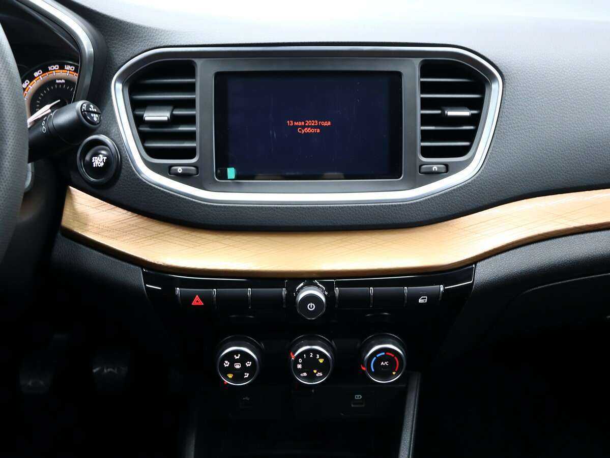 Lada (ВАЗ) Vesta 2023 года с пробегом. Фото: #18