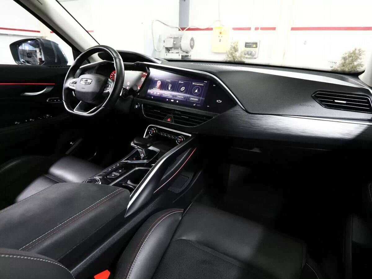 Geely Tugella 2021 года с пробегом. Фото: #11