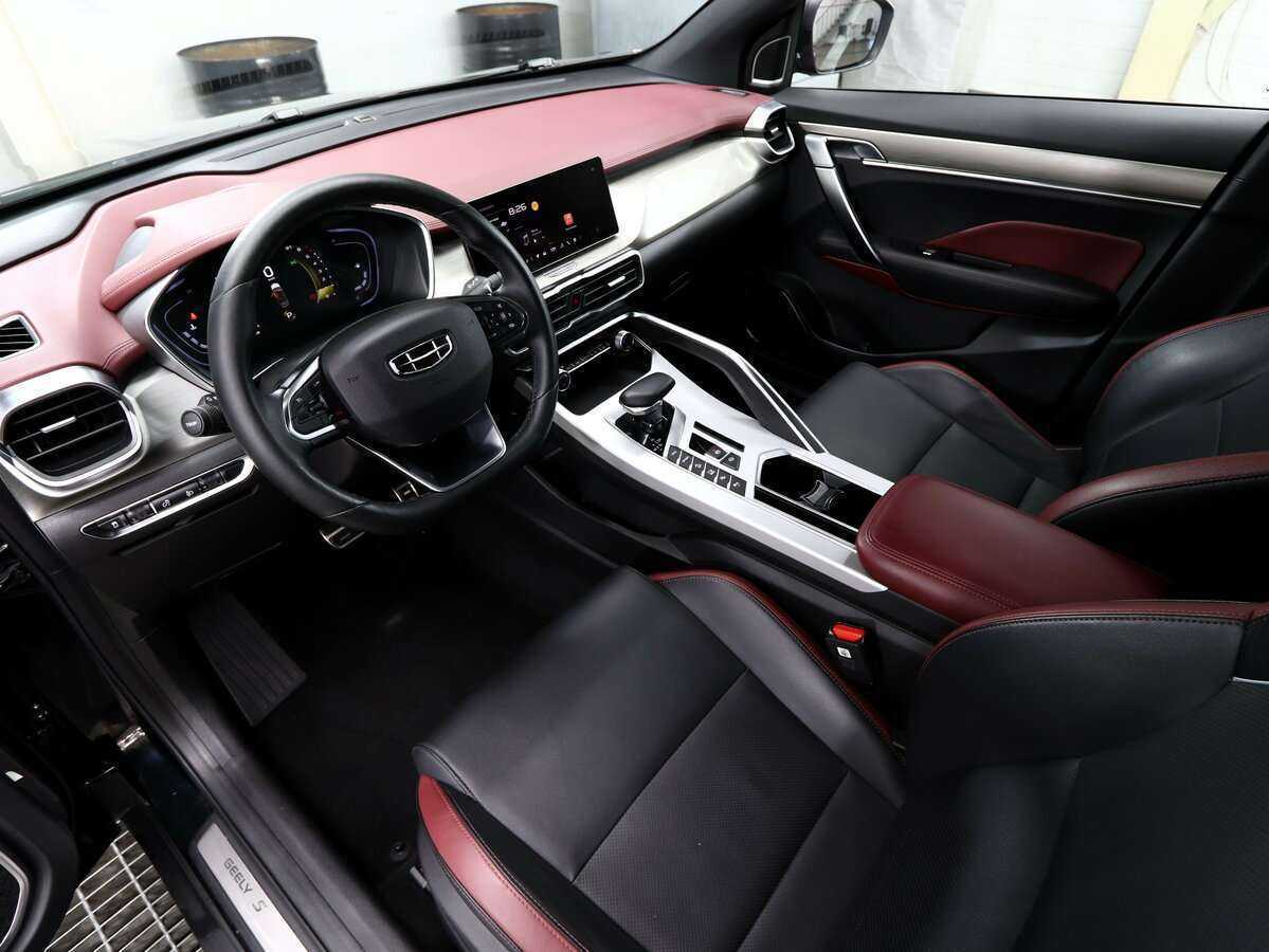 Geely Coolray 2022 года с пробегом. Фото: #6