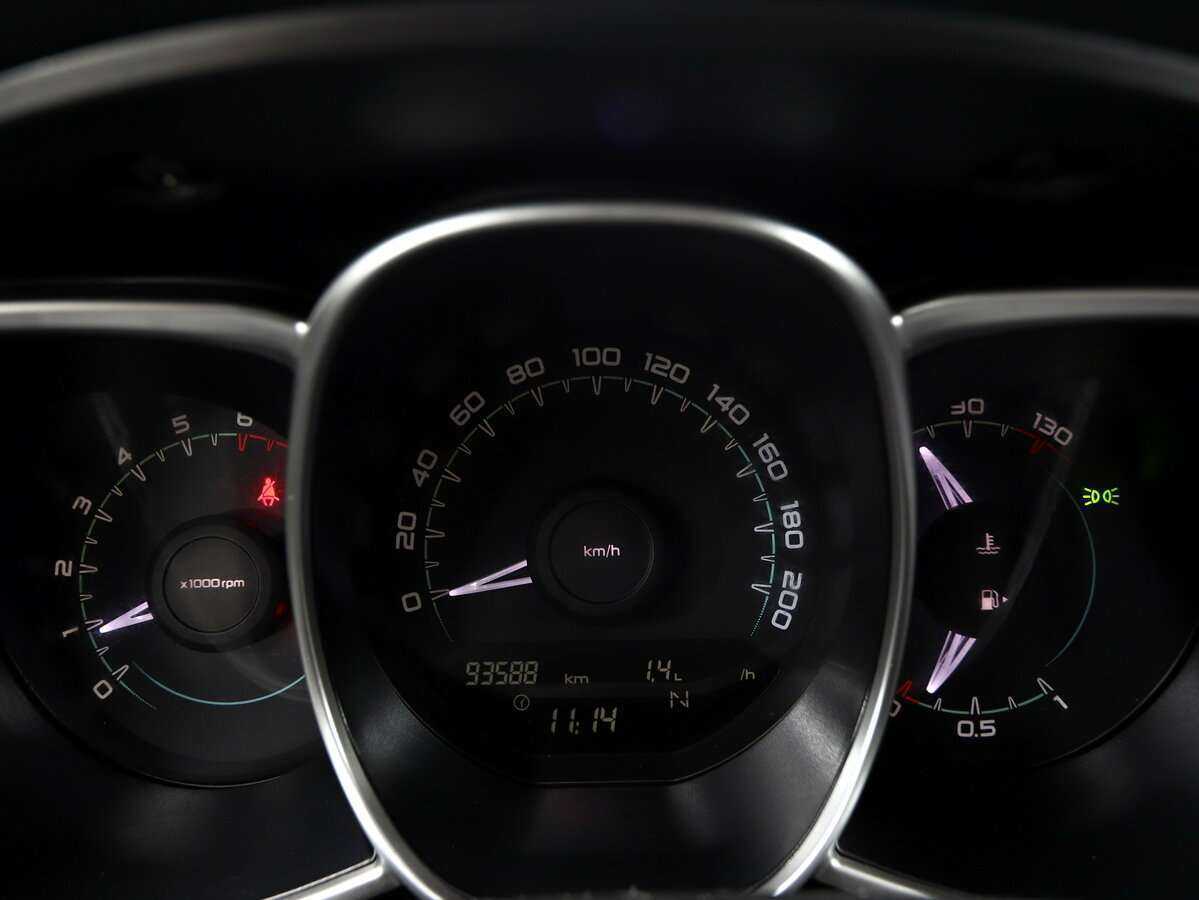 Lada (ВАЗ) Vesta 2015 года с пробегом. Фото: #18