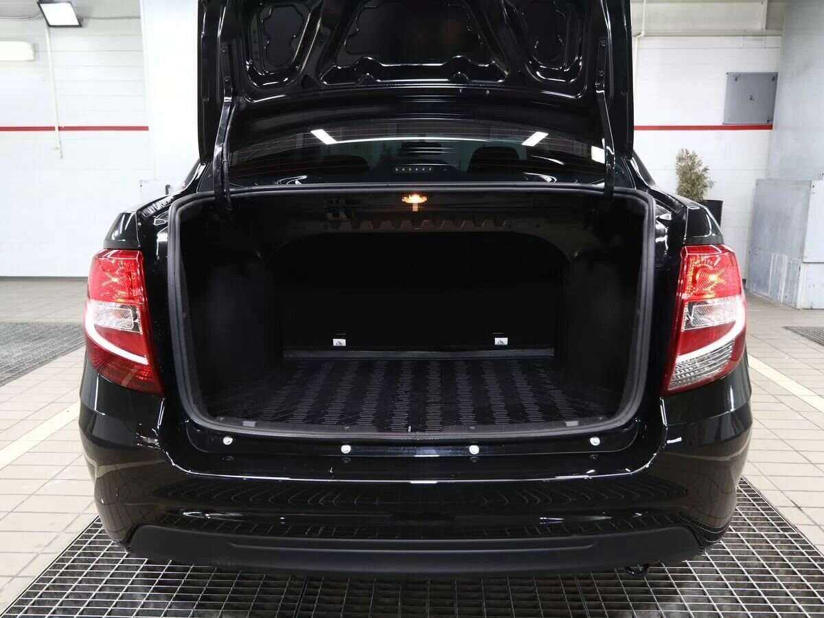 Lada (ВАЗ) Granta 2023 года с пробегом. Фото: #3