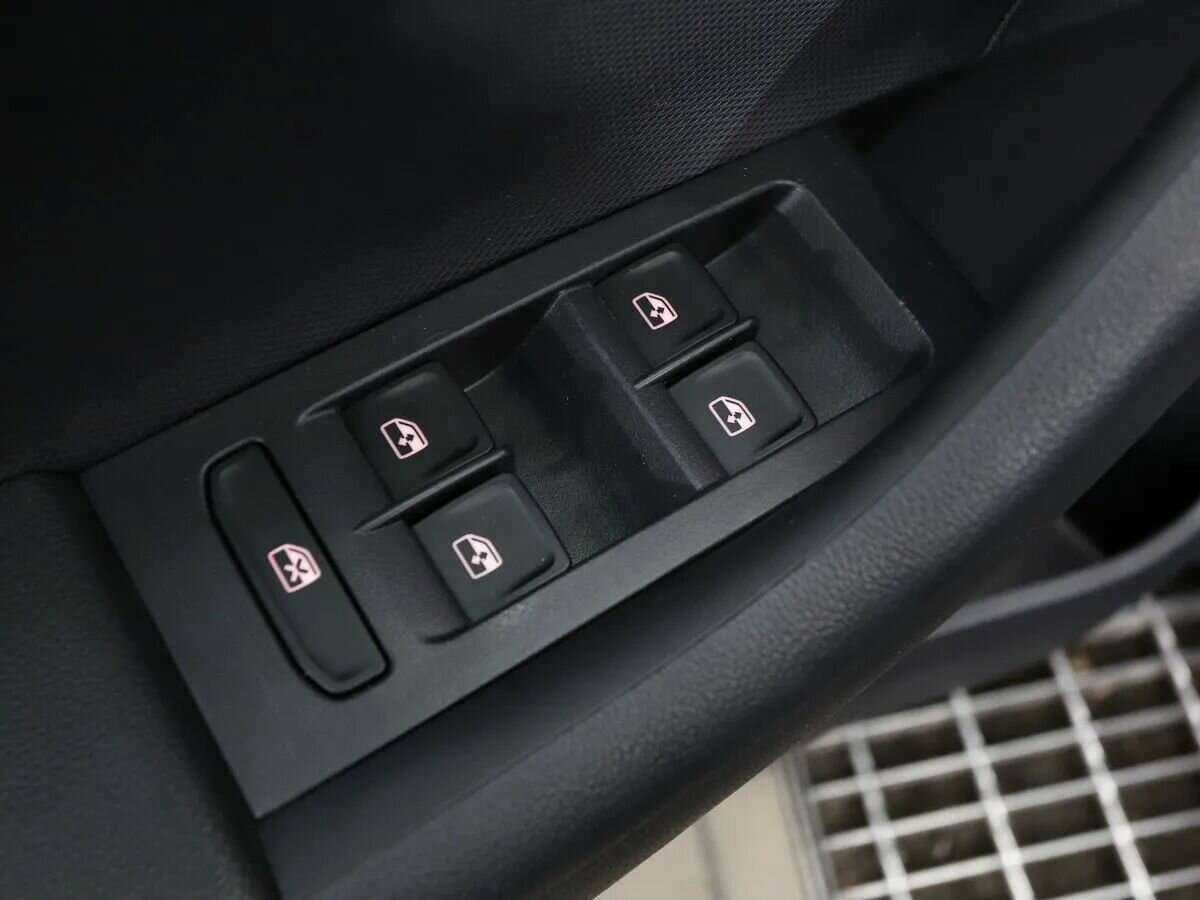 Volkswagen Polo 2021 года с пробегом. Фото: #6