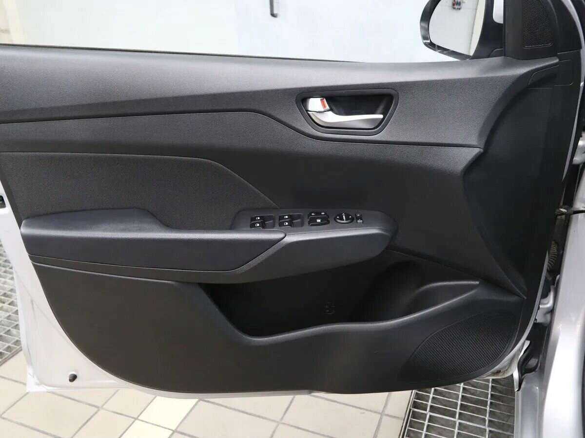 Hyundai Solaris 2021 года с пробегом. Фото: #7