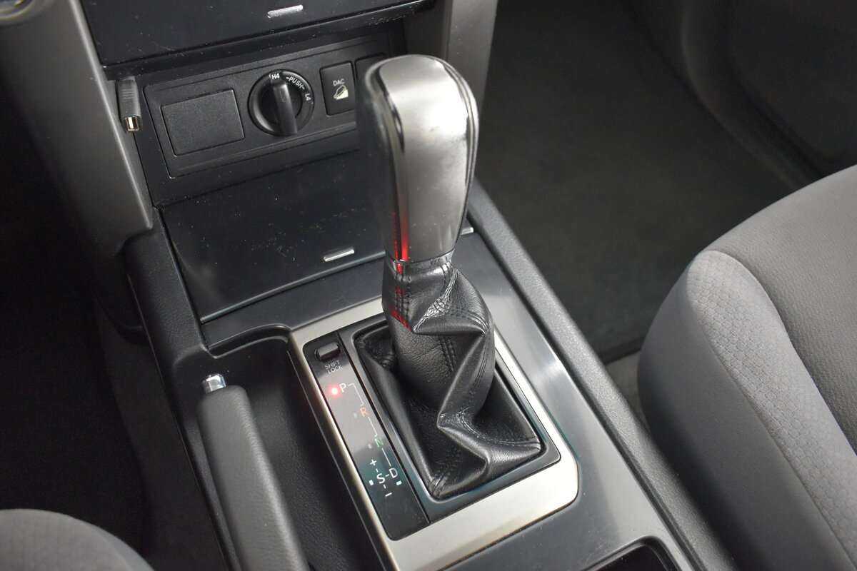 Toyota Land Cruiser Prado 2012 года с пробегом. Фото: #14