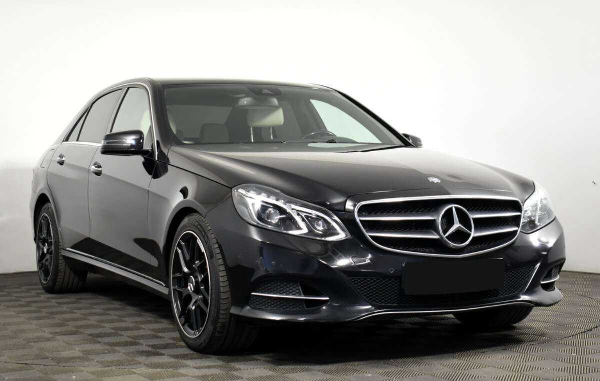 Mercedes-Benz E-Класс 2013 года с пробегом. Фото: #2