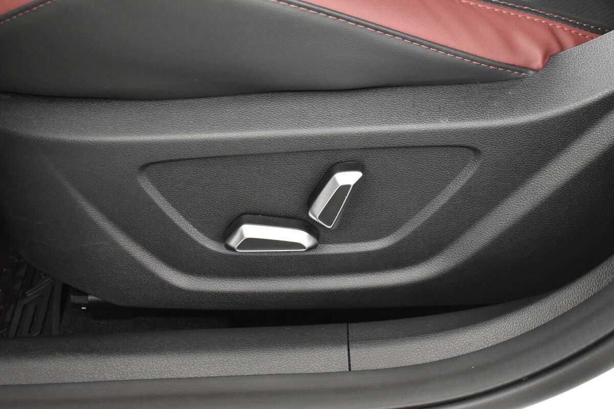 Б/У Джили Кулрэй 2023 года. Фото: #11