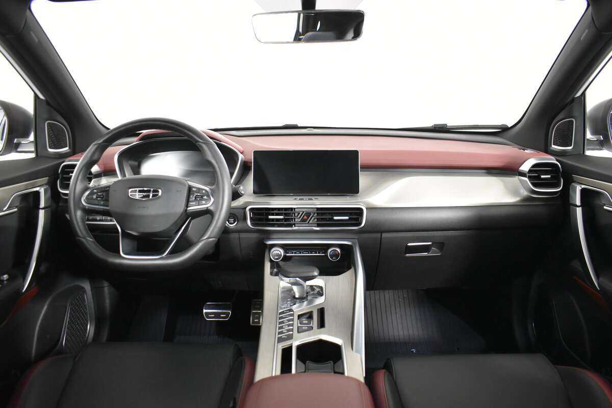 Б/У Джили Кулрэй 2023 года. Фото: #13