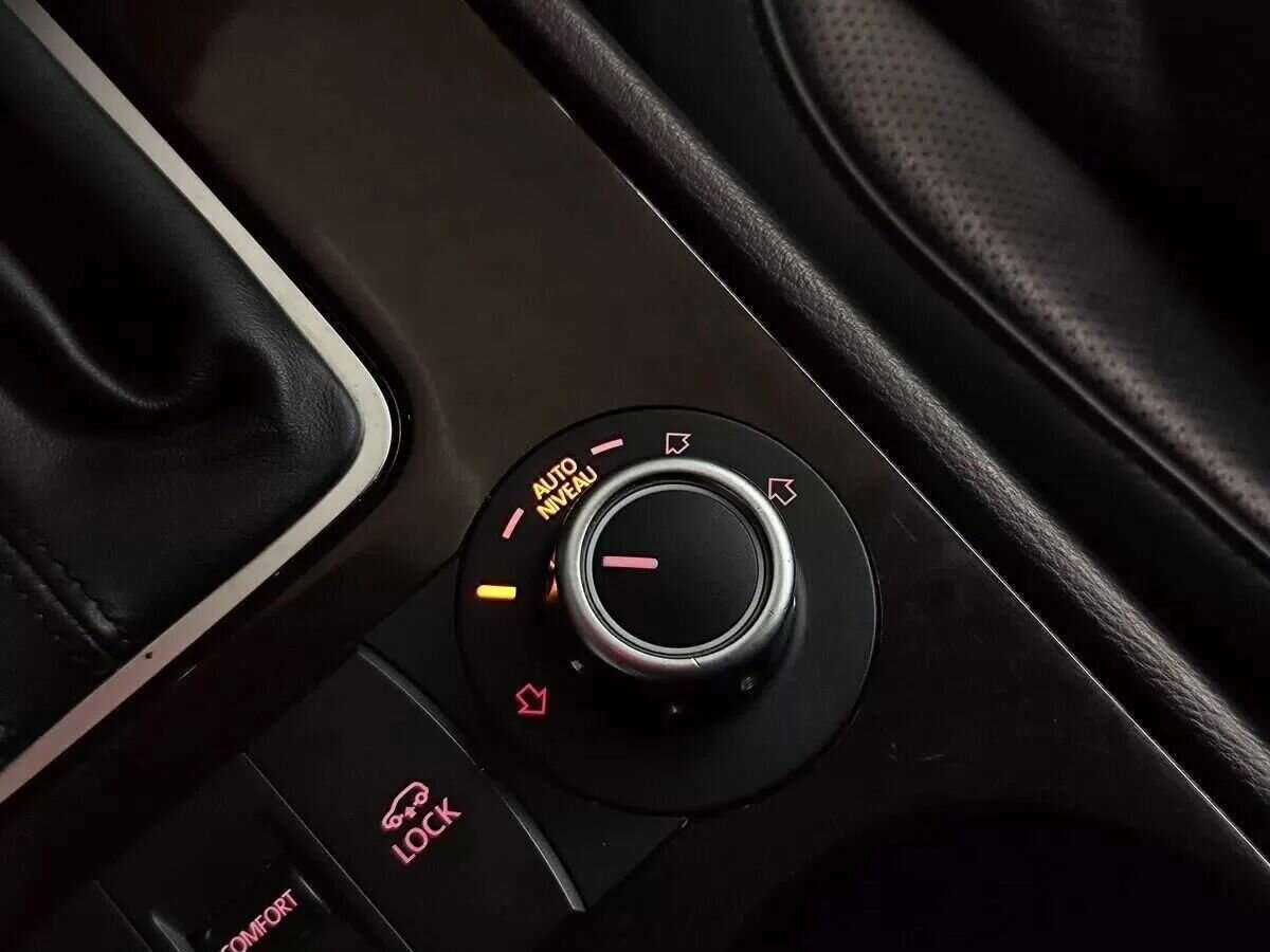 Б/У Фольксваген Туарег 2014 года. Фото: #15