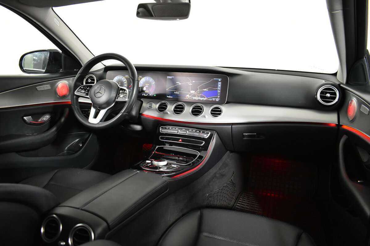 Mercedes-Benz E-Класс 2018 года с пробегом. Фото: #10