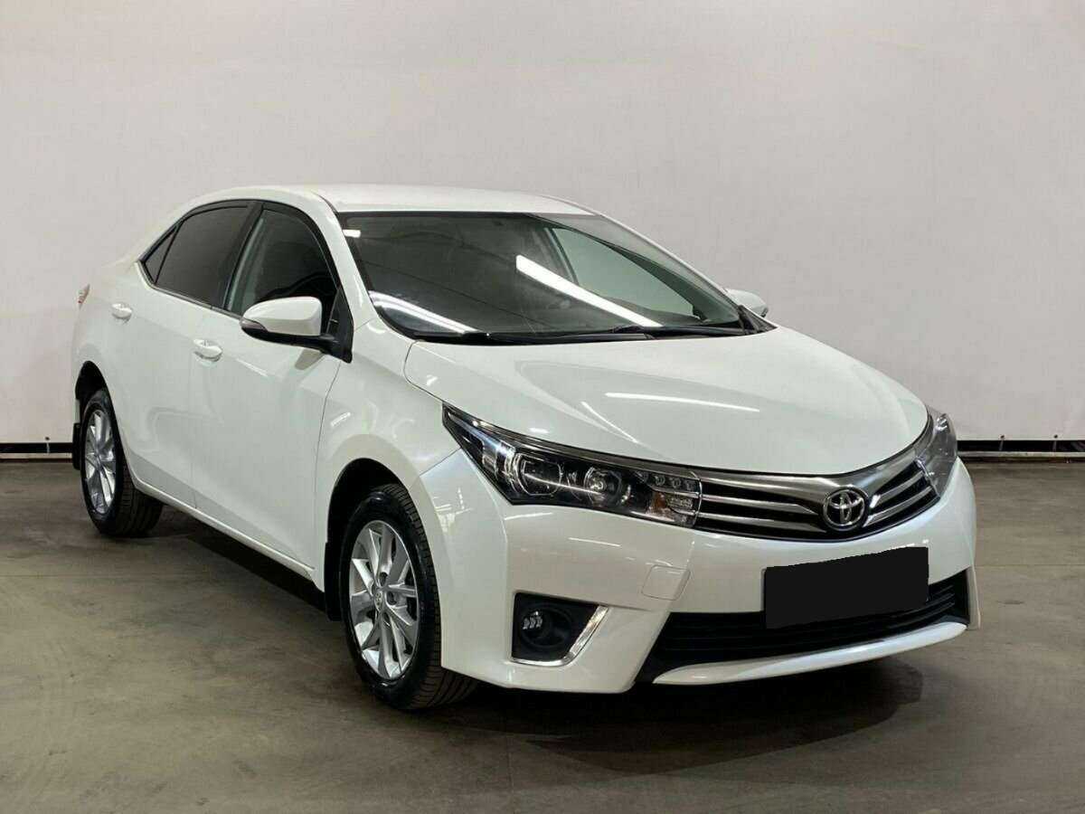 Toyota Corolla 2014 года с пробегом. Фото: #2