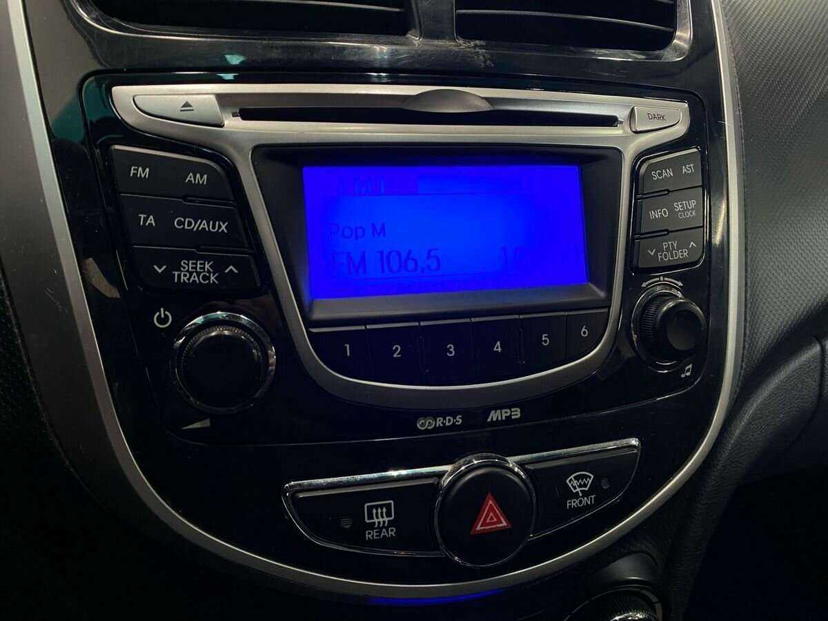 Hyundai Solaris 2012 года с пробегом. Фото: #13