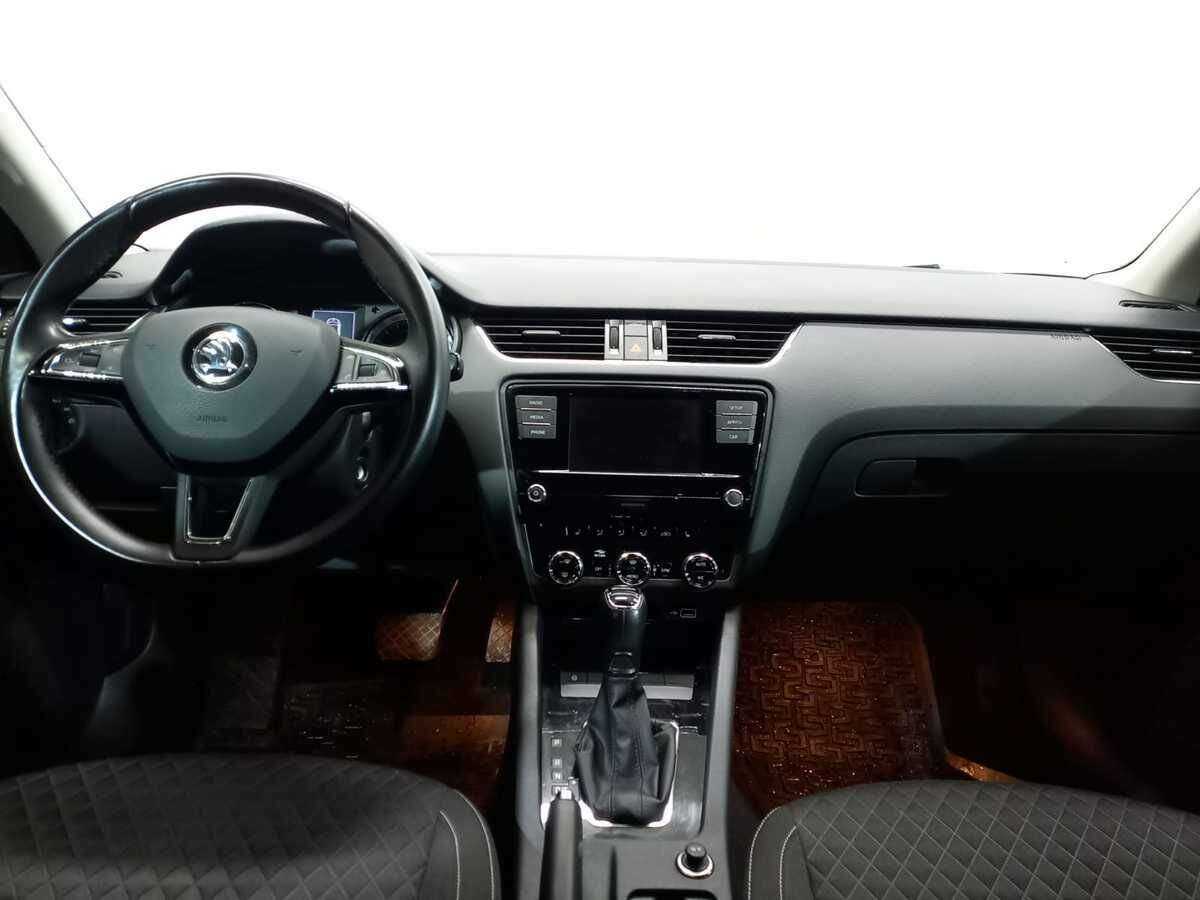 Skoda Octavia 2018 года с пробегом. Фото: #8