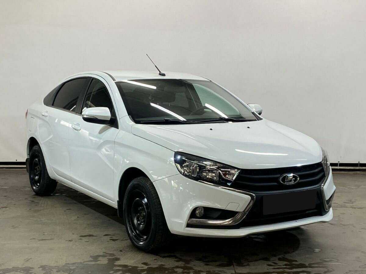 Lada (ВАЗ) Vesta 2021 года с пробегом. Фото: #2