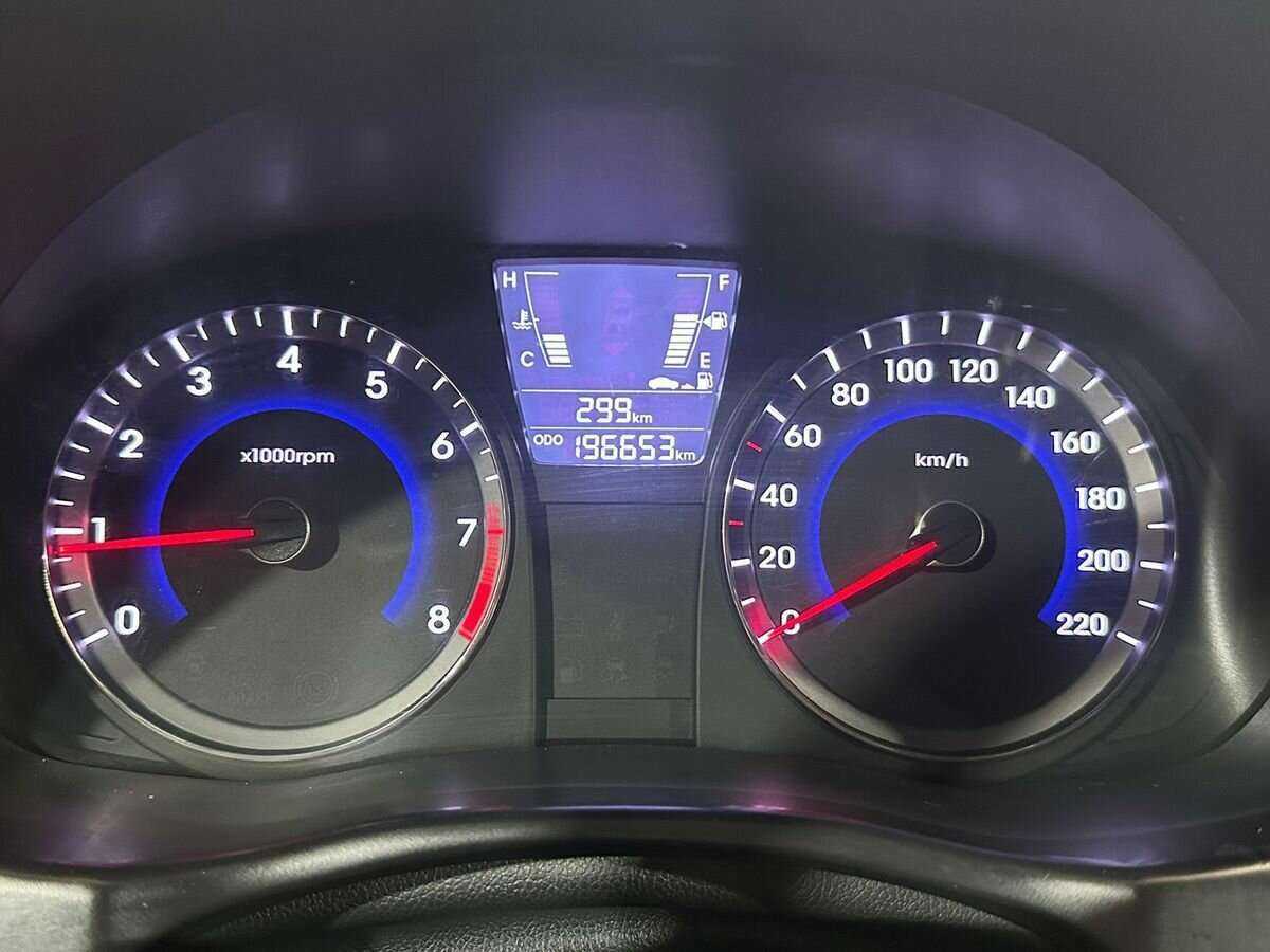 Б/У Хендай Солярис 2013 года. Фото: #11