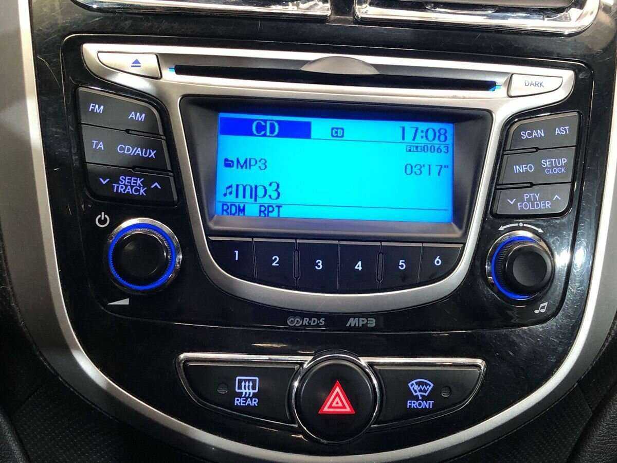 Б/У Хендай Солярис 2014 года. Фото: #12