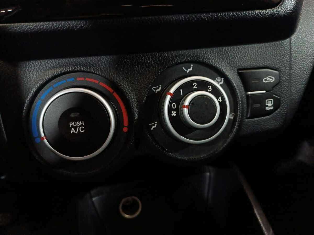 Б/У Киа Рио 2012 года. Фото: #13