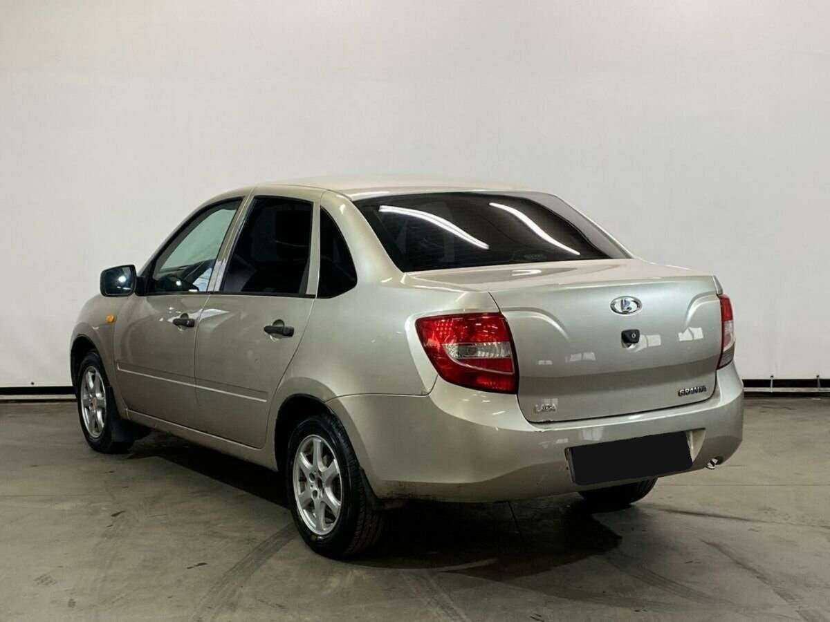 Б/У Лада (ВАЗ) Гранта 2012 года. Фото: #6