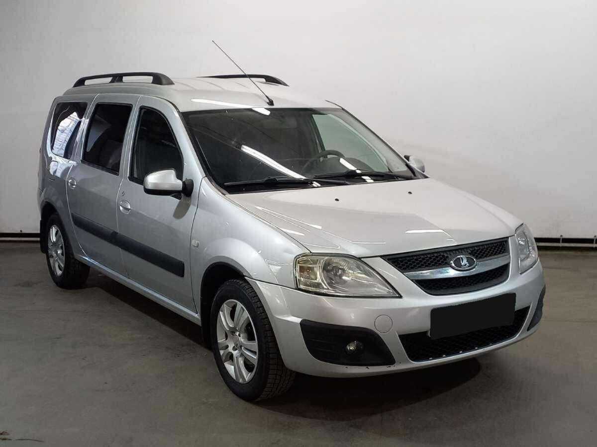 Б/У Лада (ВАЗ) Ларгус 2017 года. Фото: #2