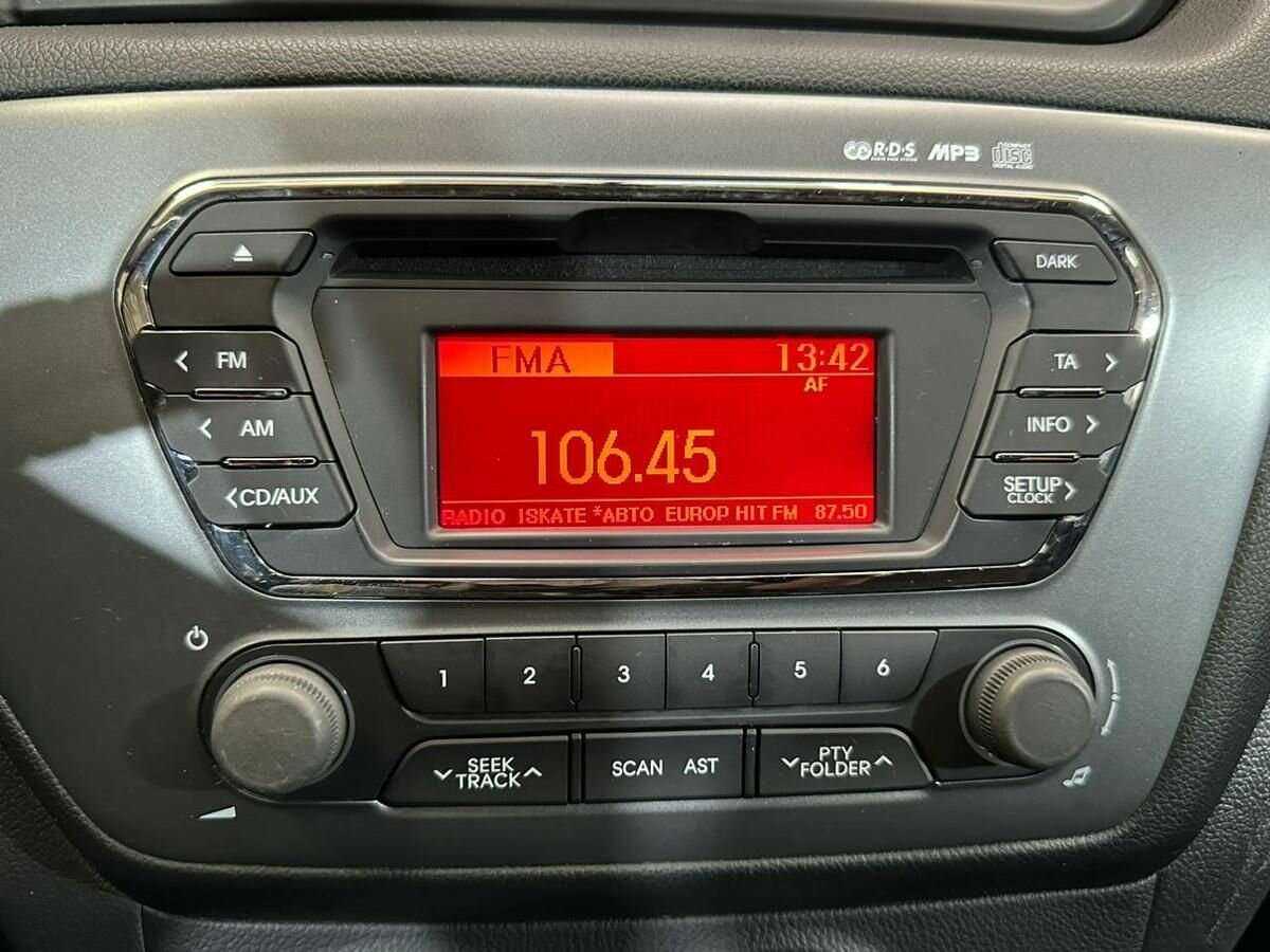 Б/У Киа Рио 2014 года. Фото: #13