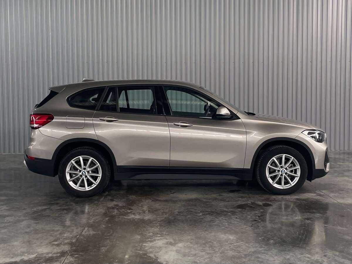 BMW X1 2021 года с пробегом. Фото: #3