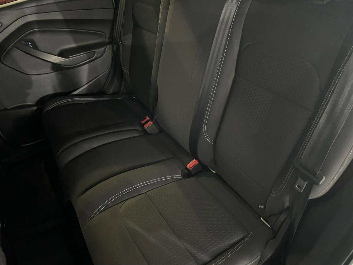 Ford Kuga 2017 года с пробегом. Фото: #18