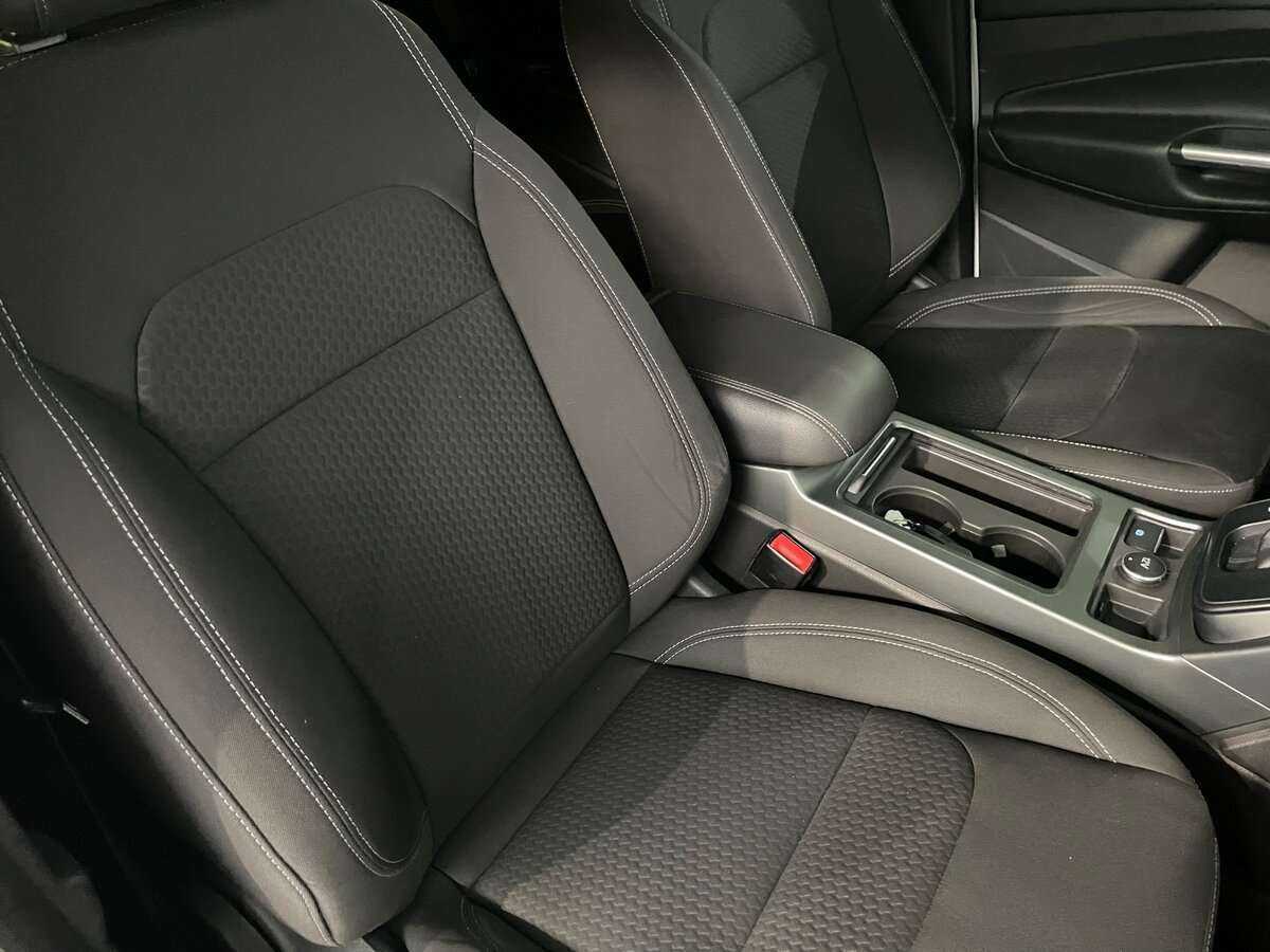 Ford Kuga 2017 года с пробегом. Фото: #20