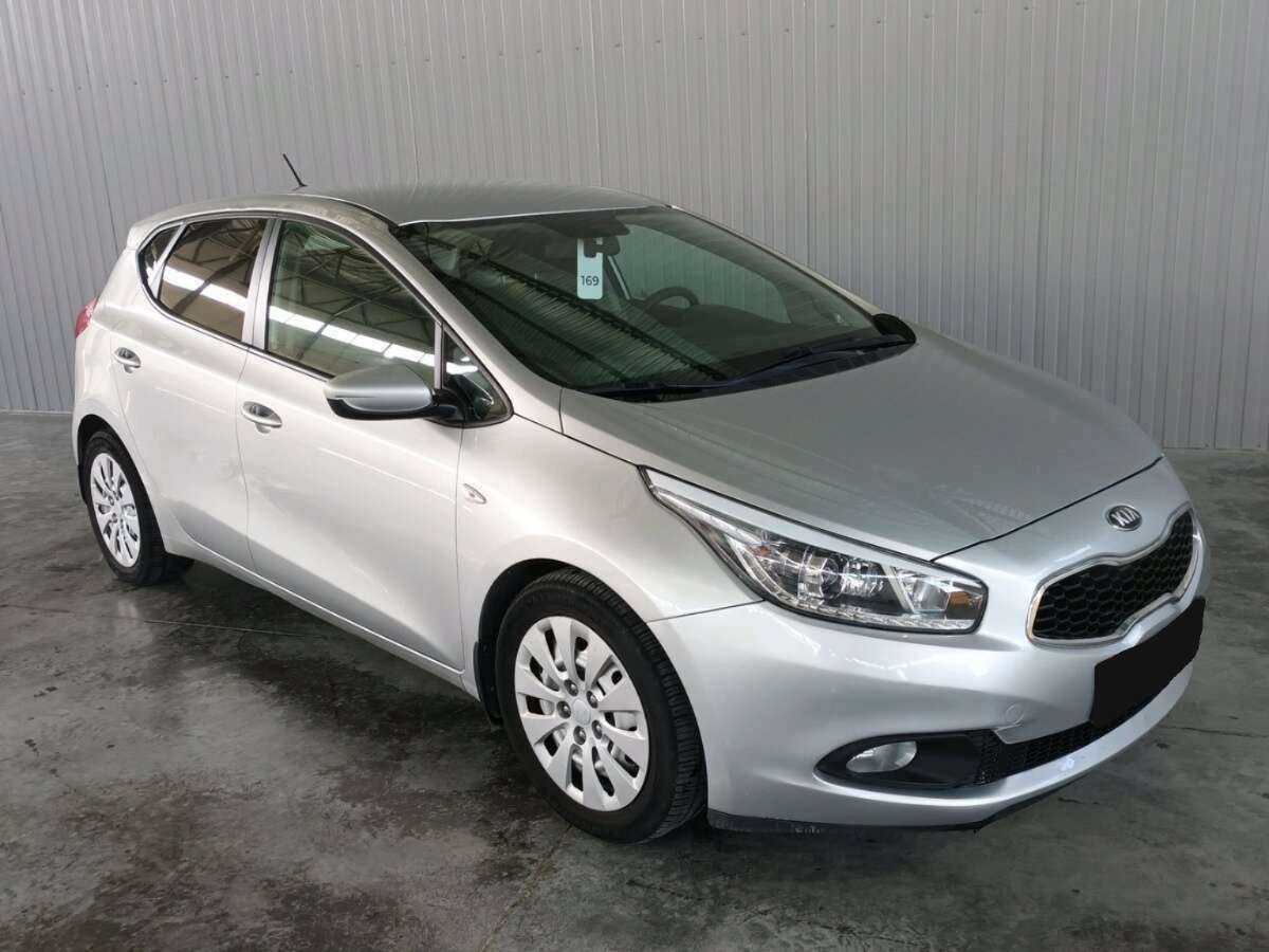 Kia Ceed 2013 года с пробегом. Фото: #2