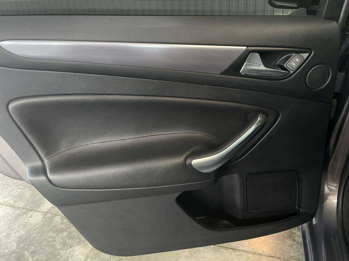 Ford Mondeo 2012 года с пробегом. Фото: #21