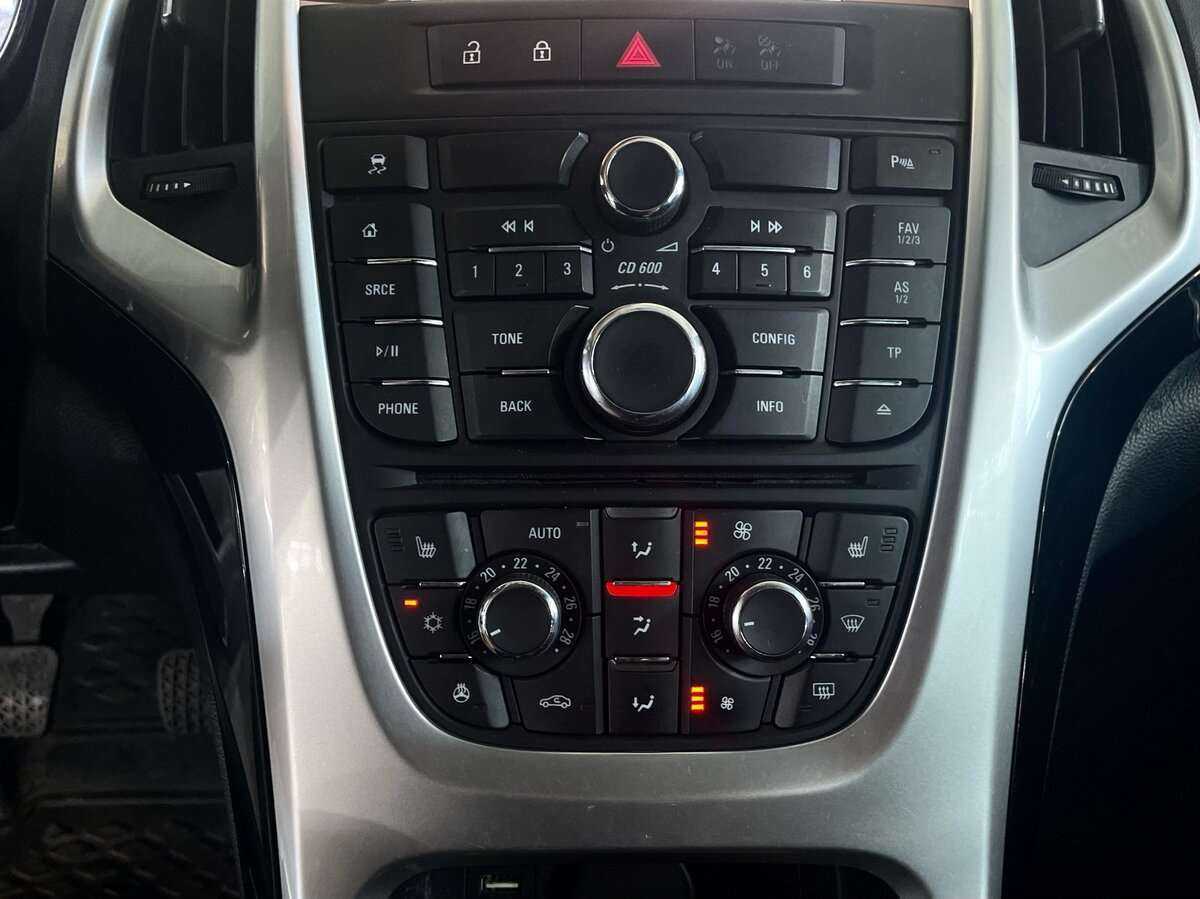 Opel Astra 2014 года с пробегом. Фото: #12