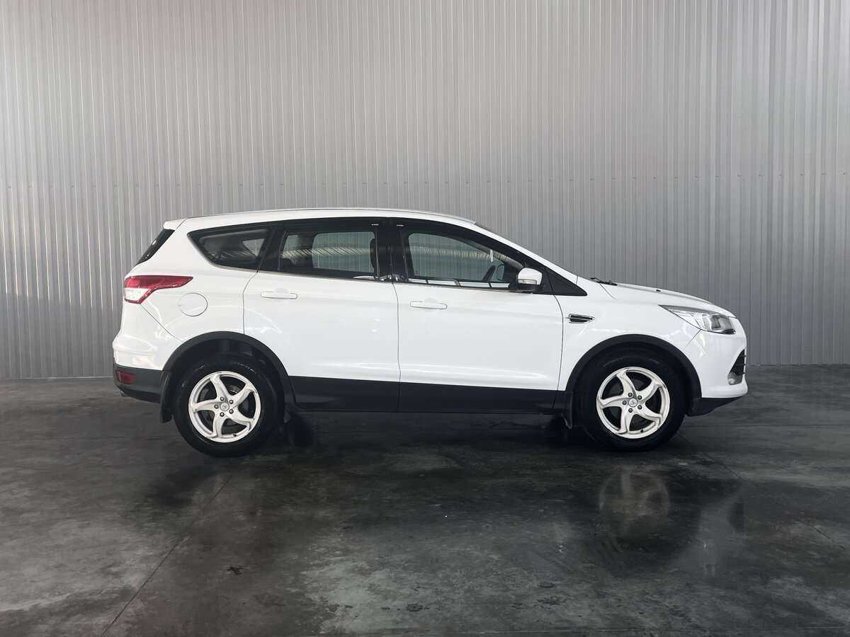 Ford Kuga 2015 года с пробегом. Фото: #3