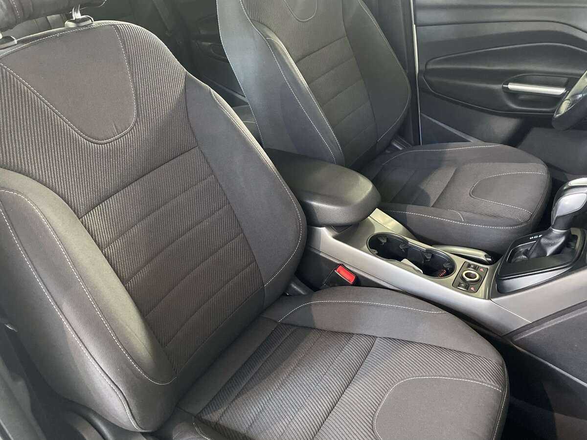 Ford Kuga 2015 года с пробегом. Фото: #17