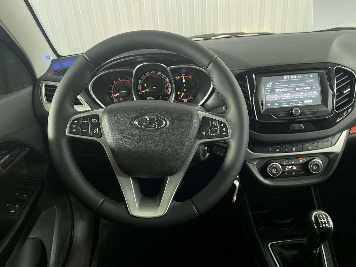 Lada (ВАЗ) Vesta 2018 года с пробегом. Фото: #9