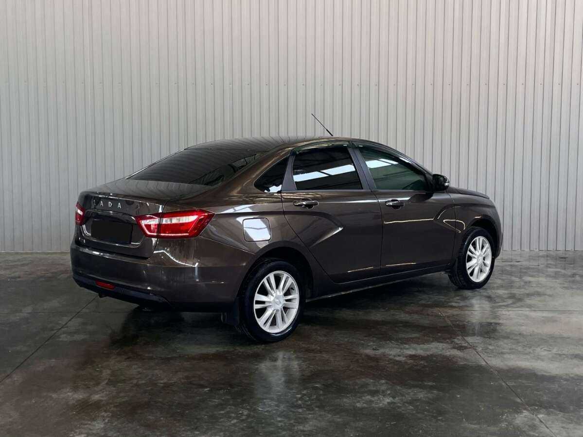 Lada (ВАЗ) Vesta 2018 года с пробегом. Фото: #4