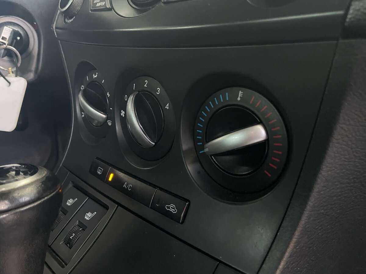 Mazda 3 2012 года с пробегом. Фото: #12